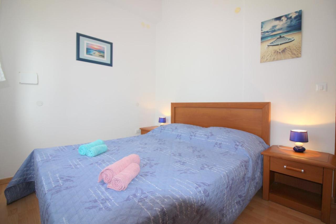 Apartment Ema Near City Center ポレッチ エクステリア 写真